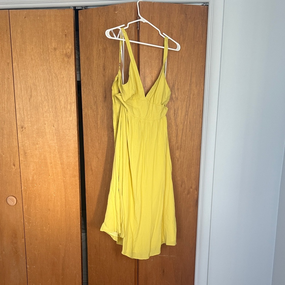 Lulu's Sunny Yellow Midi Dress